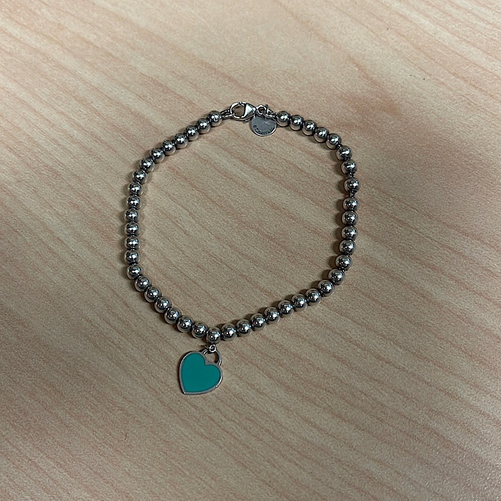 Tiffany & Co. Return to Tiffany Mini Heart Tag Bead Bracelet